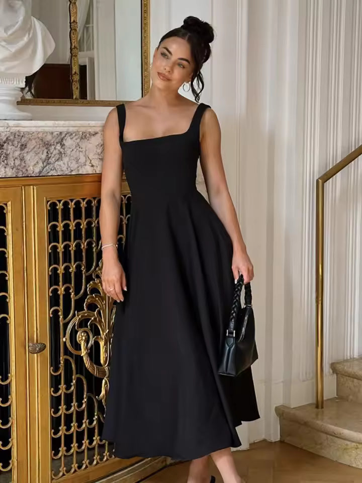 Adrienne – Robe midi structurée minimaliste