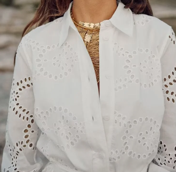 Caroline – Robe Longue Brodée