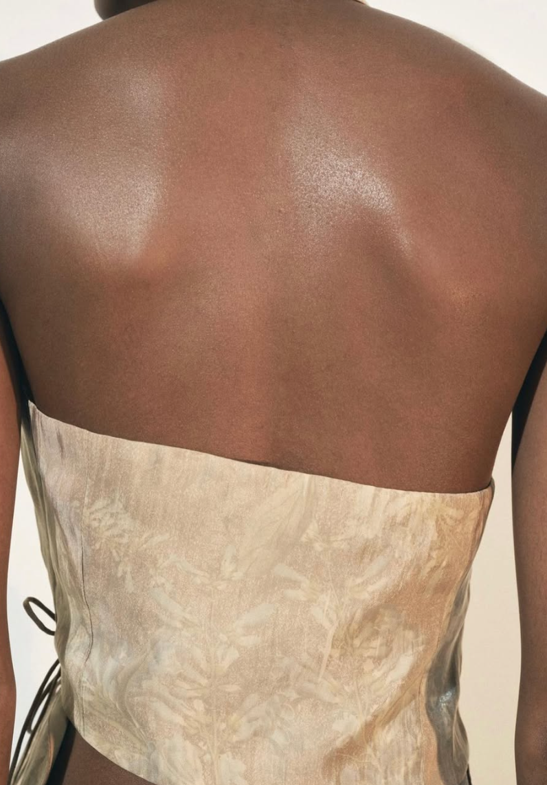 Clémence – Ensemble Champagne Brodé Croisé