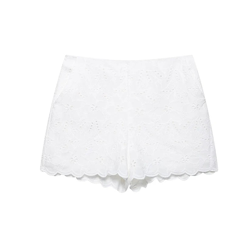 Manon – Short Brodé Blanc